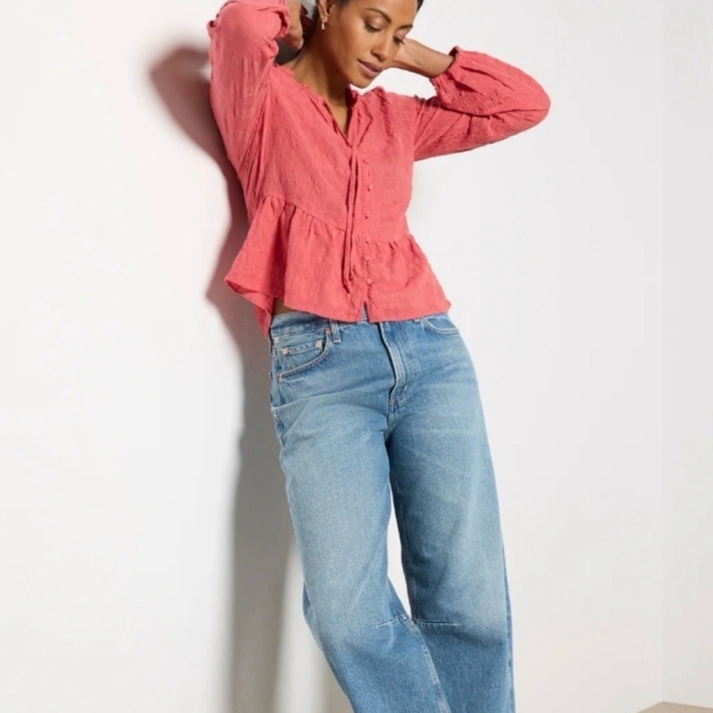 *NWOT* Evereve Peplum Crinkle Blouse in Mineral Red, Size Medium - Picture 2 of 11